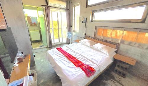 Double Room with Mountain View