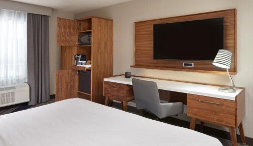 Guest Room, 1 King