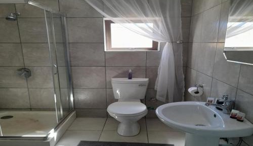 Double or Twin Room with Bathroom