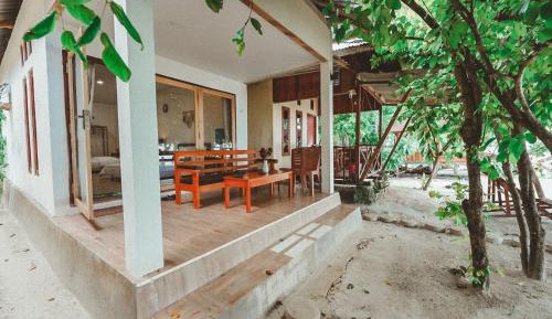 Deluxe Double or Twin Room with Sea View