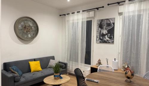 Two-Bedroom Apartment with City View