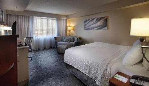 King Room with Sofa Bed