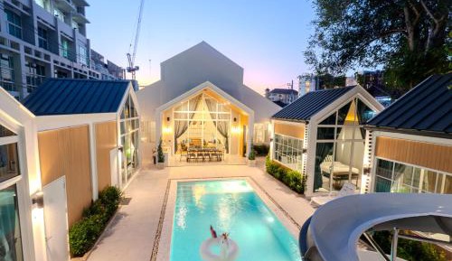 Superior Villa