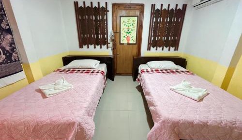 Twin Room with Private Bathroom