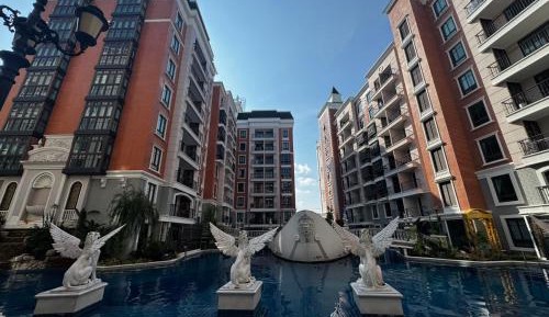 Superior One-Bedroom Apartment with Balcony