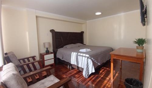 Deluxe King Room