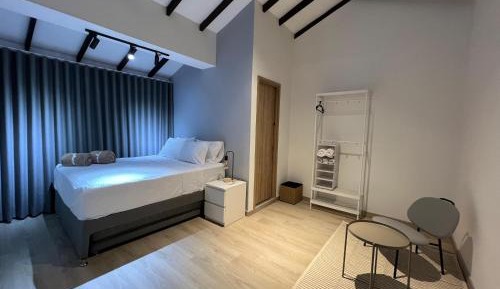 Five-Bedroom Premium Apartment