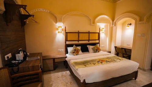 Deluxe King Room