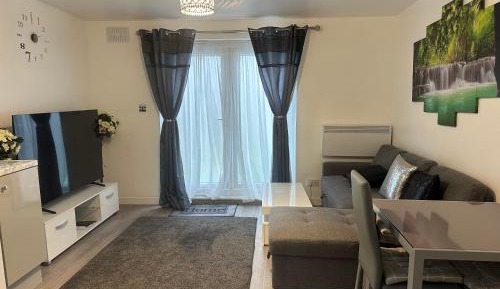 Apartment with Garden View