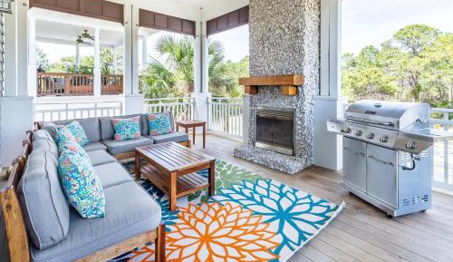 Four-Bedroom Holiday Home