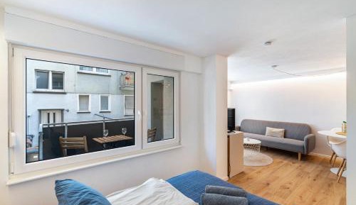Superior One-Bedroom Apartment with Balcony