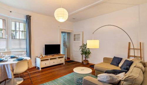Superior One-Bedroom Apartment