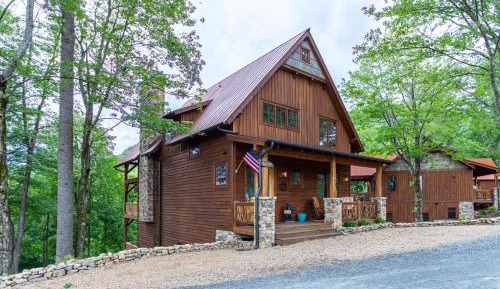 Four-Bedroom Holiday Home