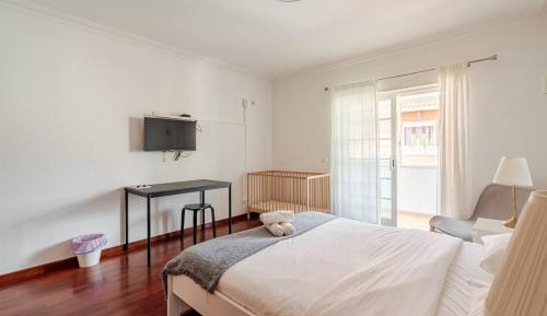 Queen Room with Balcony