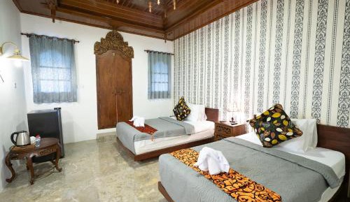 Superior Twin Room