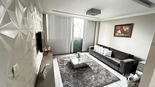 Three-Bedroom Deluxe Apartment