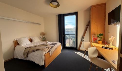 Double Room with Mountain View
