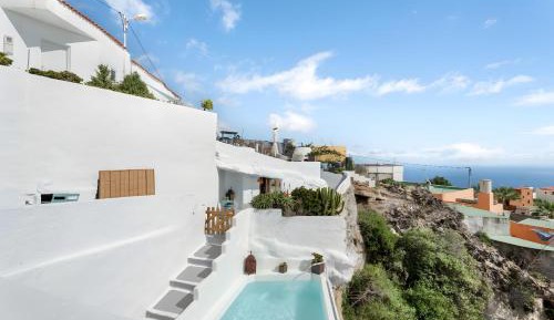 Villa with Sea View