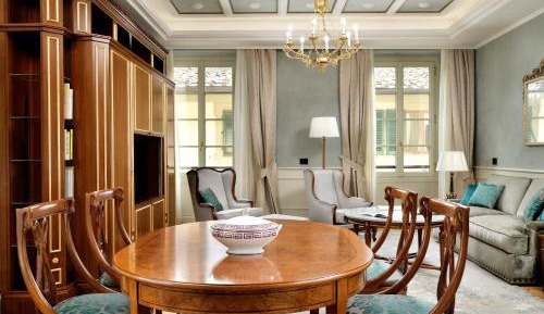 Two-Bedroom Deluxe Apartment
