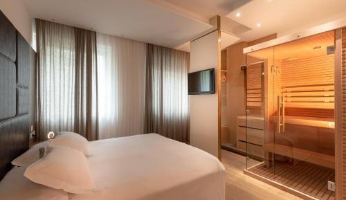 Junior Suite with Sauna