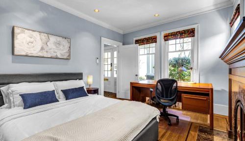 Double Room with Shared Bathroom