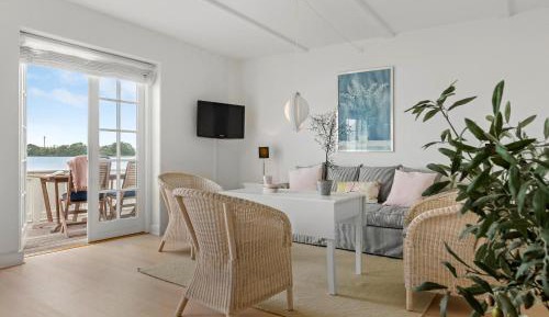 Two-Bedroom Holiday Home