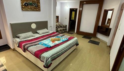 Three-Bedroom Apartment with View