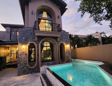 Two-Bedroom Villa