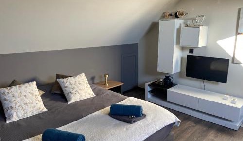 Double Room with Private Bathroom