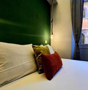 Two-Bedroom Deluxe Apartment