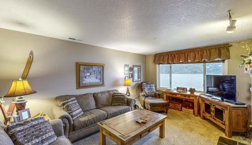 Two Bedroom Apartment 