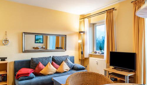 Superior One-Bedroom Apartment with Balcony