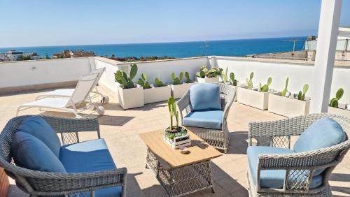 Two-Bedroom Apartment with Terrace and Sea View