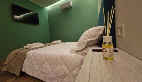 Studio Apartment with King Bed