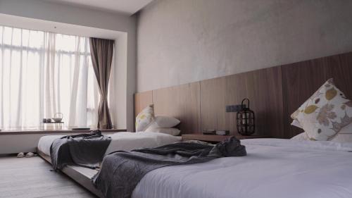Twin Room with Bath