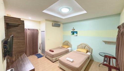 Standard Twin Room
