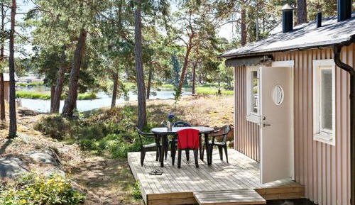 One-Bedroom Cottage