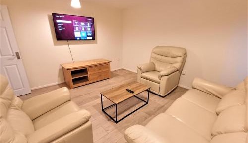Four-Bedroom Holiday Home