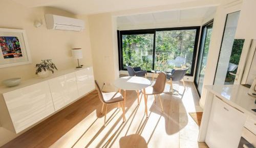 Studio with Garden View