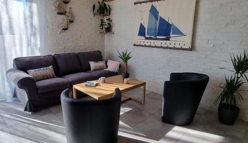 One-Bedroom Apartment with Terrace