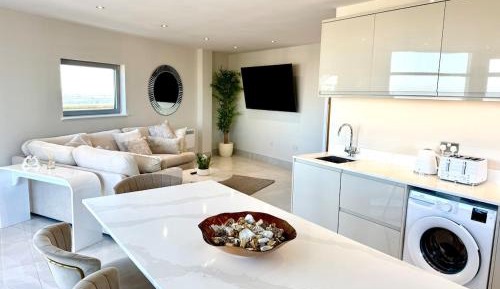 Three-Bedroom Premium Apartment with Balcony