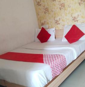 Deluxe Room (1 adult + 2 children)