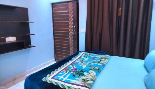 Deluxe Double Room (2 Adults + 1 Child)