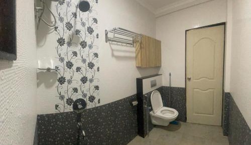 Deluxe One-Bedroom Apartment
