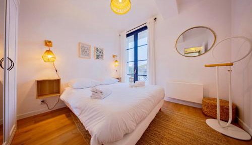 Two-Bedroom Apartment with Terrace