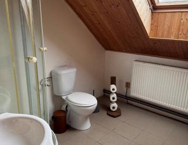 Quadruple Room with Private Bathroom