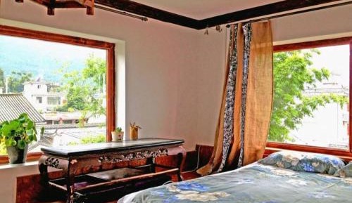 King Room with Mountain View