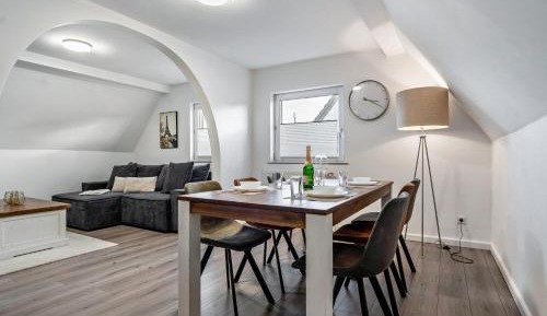 Superior One-Bedroom Apartment