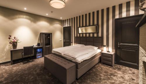 Royal Deluxe Double Room