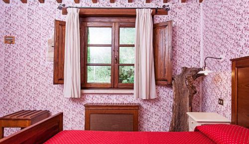 One-Bedroom Apartment (2 Adults + 2 Children)